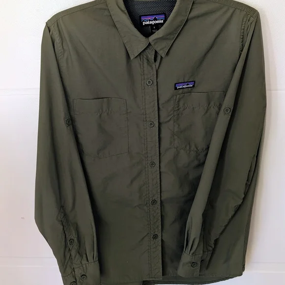 Patagonia Women's Nylon Button Up Long-Sleeved Anchor Bay Shirt, Size S, Green - Picture 1 of 9